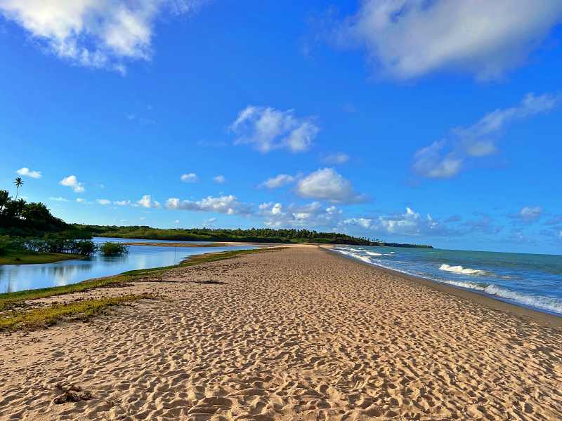 Se você busca tranquilidade, belas praias e um contato genuíno com a natureza, Jocotoka é o destino perfeito.